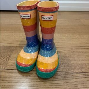 Hunter kids rainboot in rainbow color size 9usa or 8uk